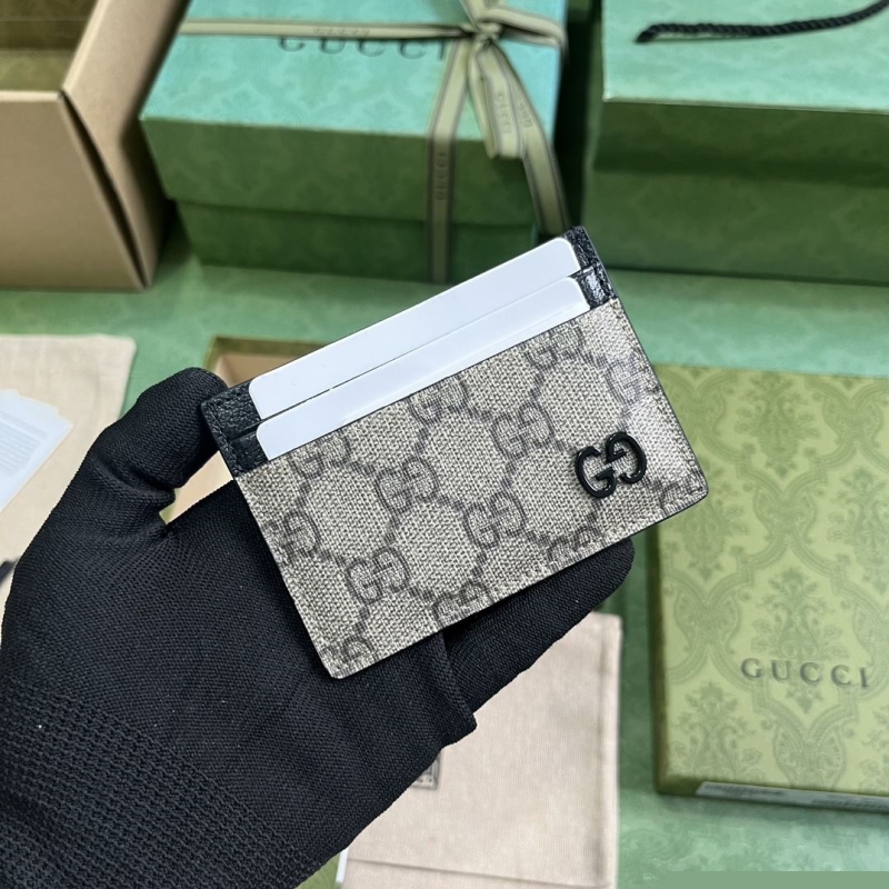 G*u*i wallets & purse